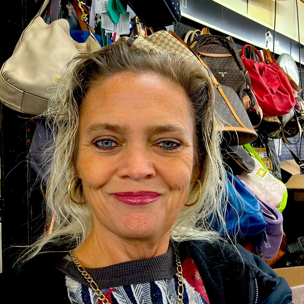 Meet your Posher, Carrie callaway